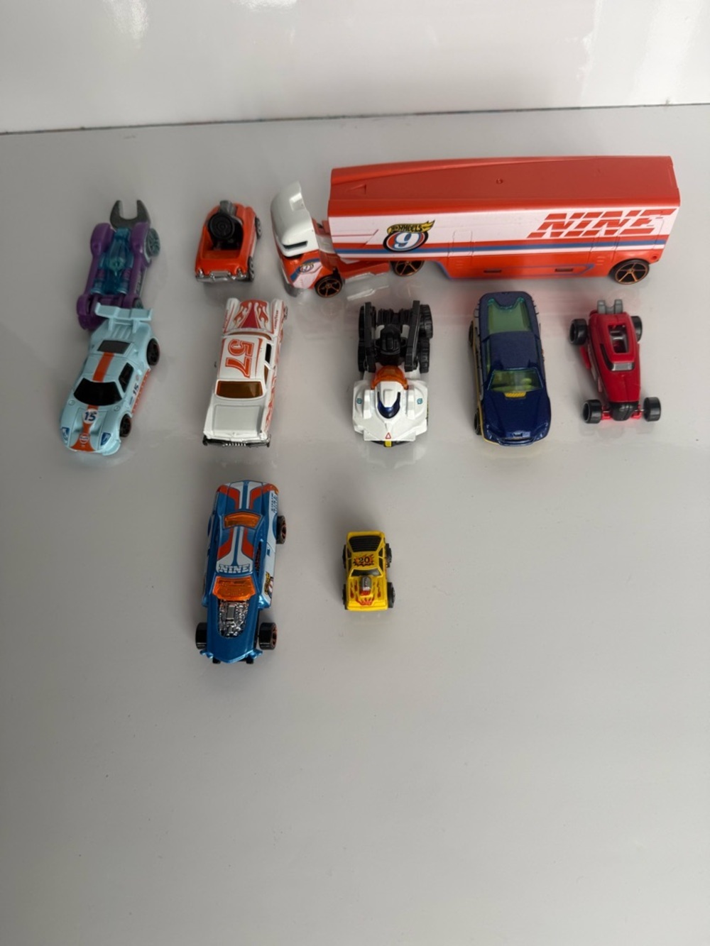 Lot Of 10 Hotwheels Incl 1 Micro Machine